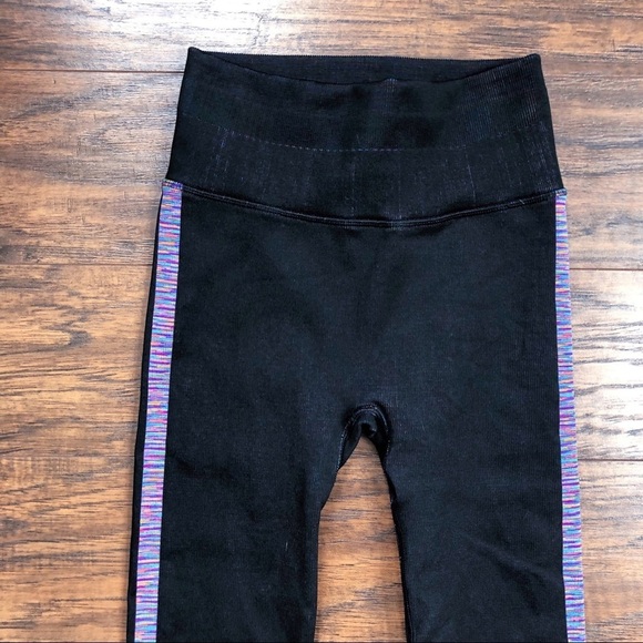 Lululemon • 2021 Love Revealed Tight 7/8 black rainbow space dye leggings - Picture 3 of 10